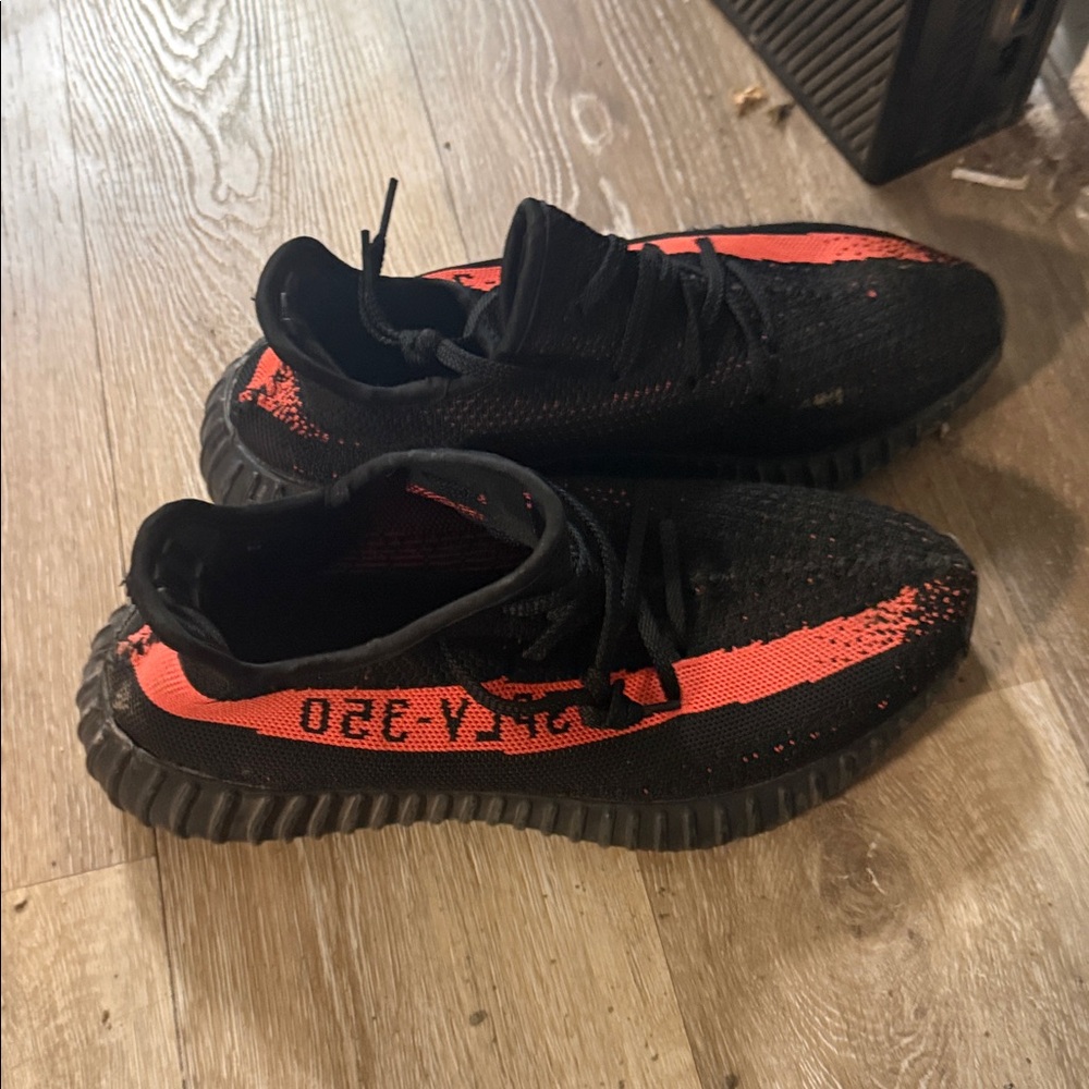 Yeezy 350s red and black with letters on the side - Picture 2 of 4